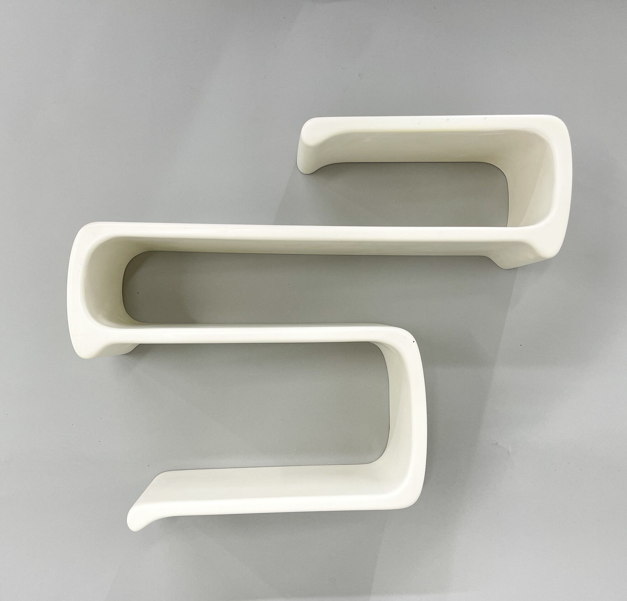 1960's italian Mobelhause laquered wood shelf