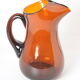 Carafe ambrée en verre soufflé