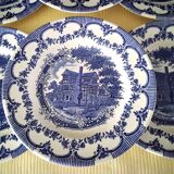 6 Assiettes à dessert Staffordshire