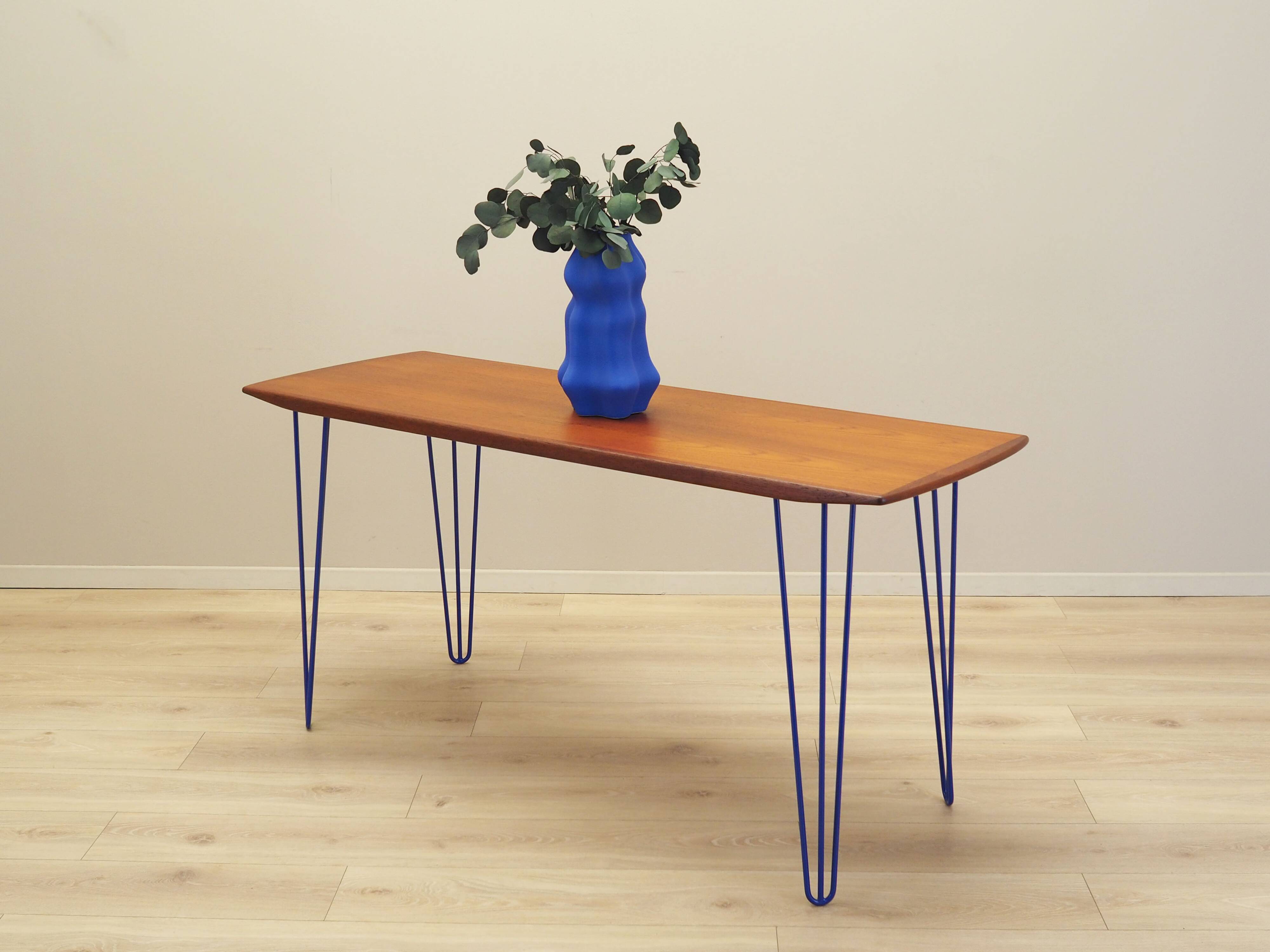 Bureau en teck, design danois, années 1970, production : Danemark