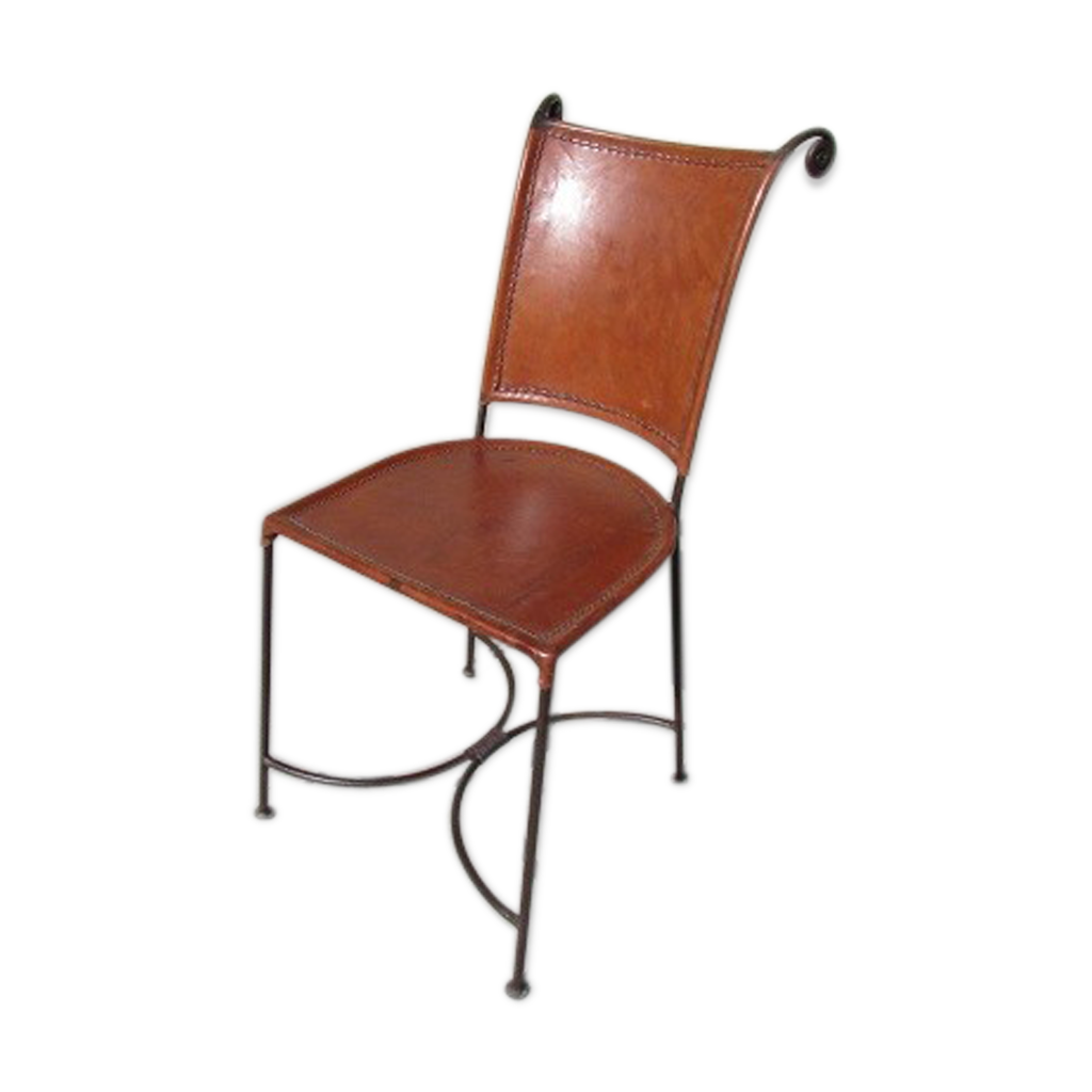 Chaise de jardin en fer forgé avec coussin blanc d'assise