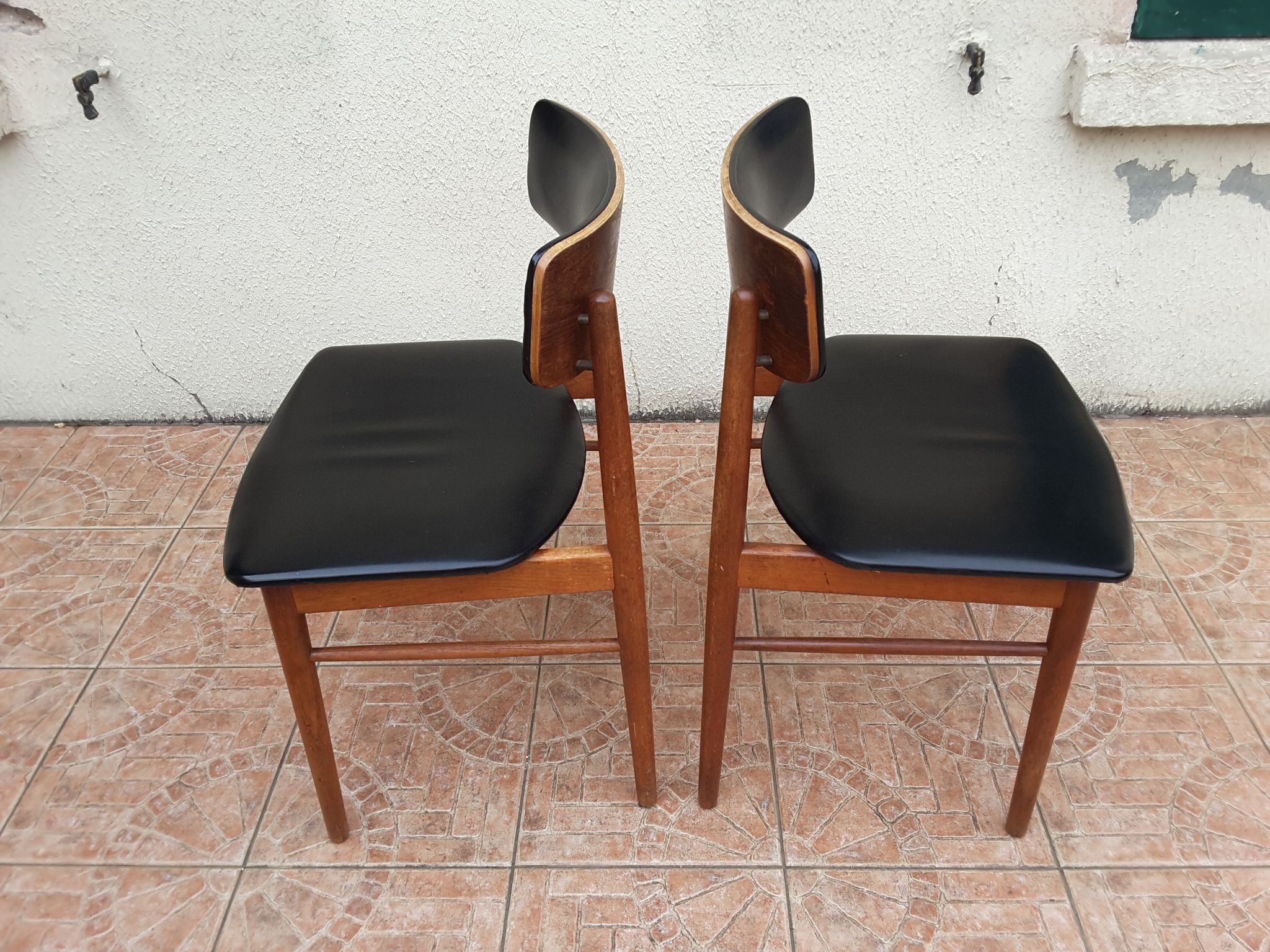 Set of 4 Scandinavian chairs by S. Chrobat for Sax