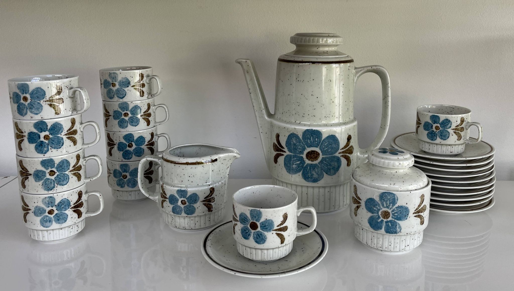Bareuther waldsassen bavaria fine porcelain coffee service, year 1970
