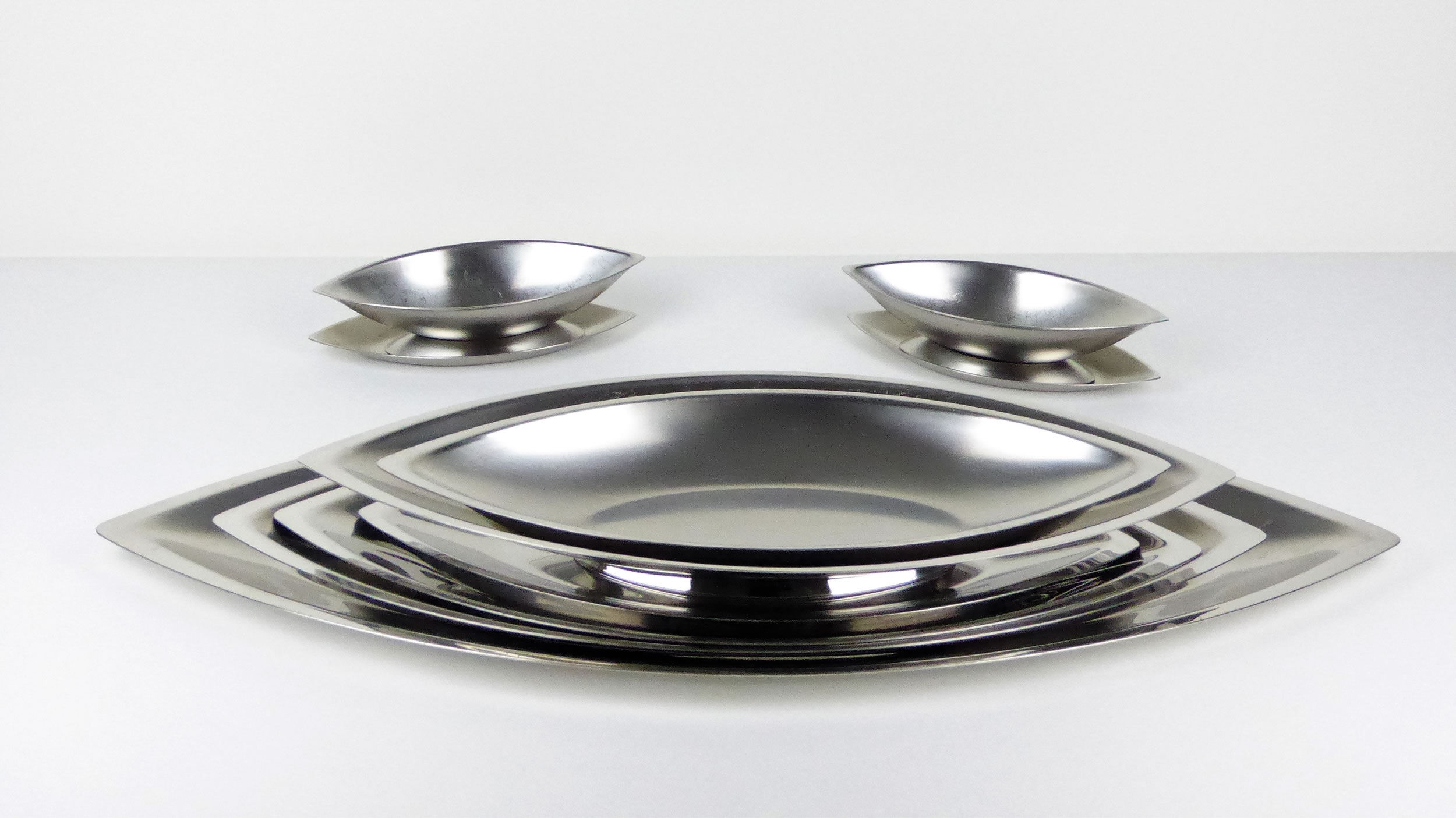 "Cosmos" dishes Guy Degrenne stainless steel 1970