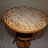 Wooden screw adjustable height stool