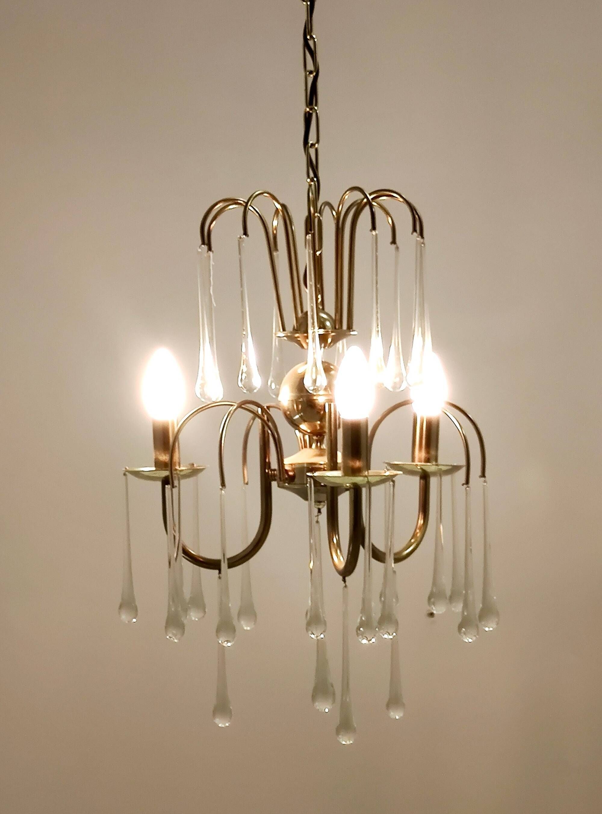 Postmodern Murano Glass Teardrop Chandelier in the Style of Venini, Italy