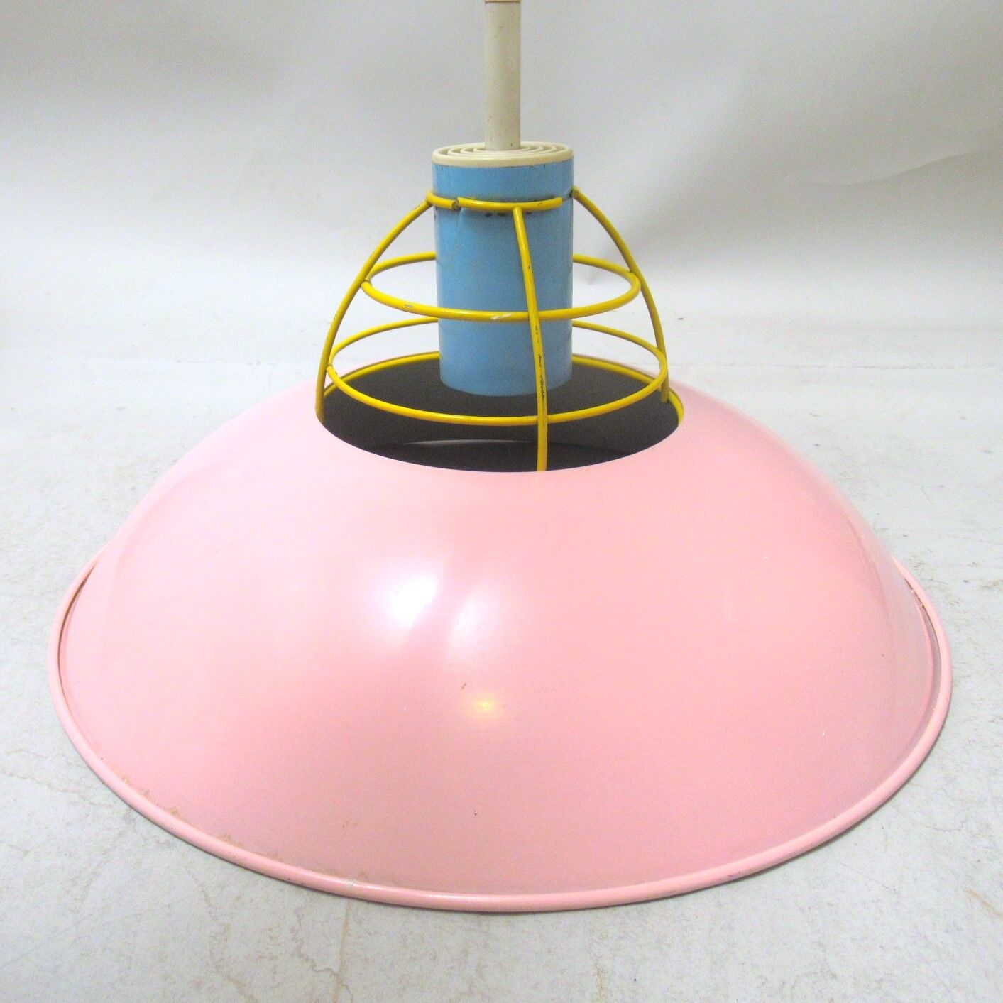 Suspension style Memphis Targetti 1980