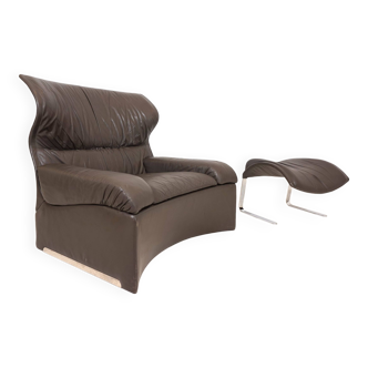 Saporiti Vela Alta leather armchair with ottoman by Giovanni Offredi