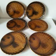 6 antique fish barbotine plates – Saint-Clément