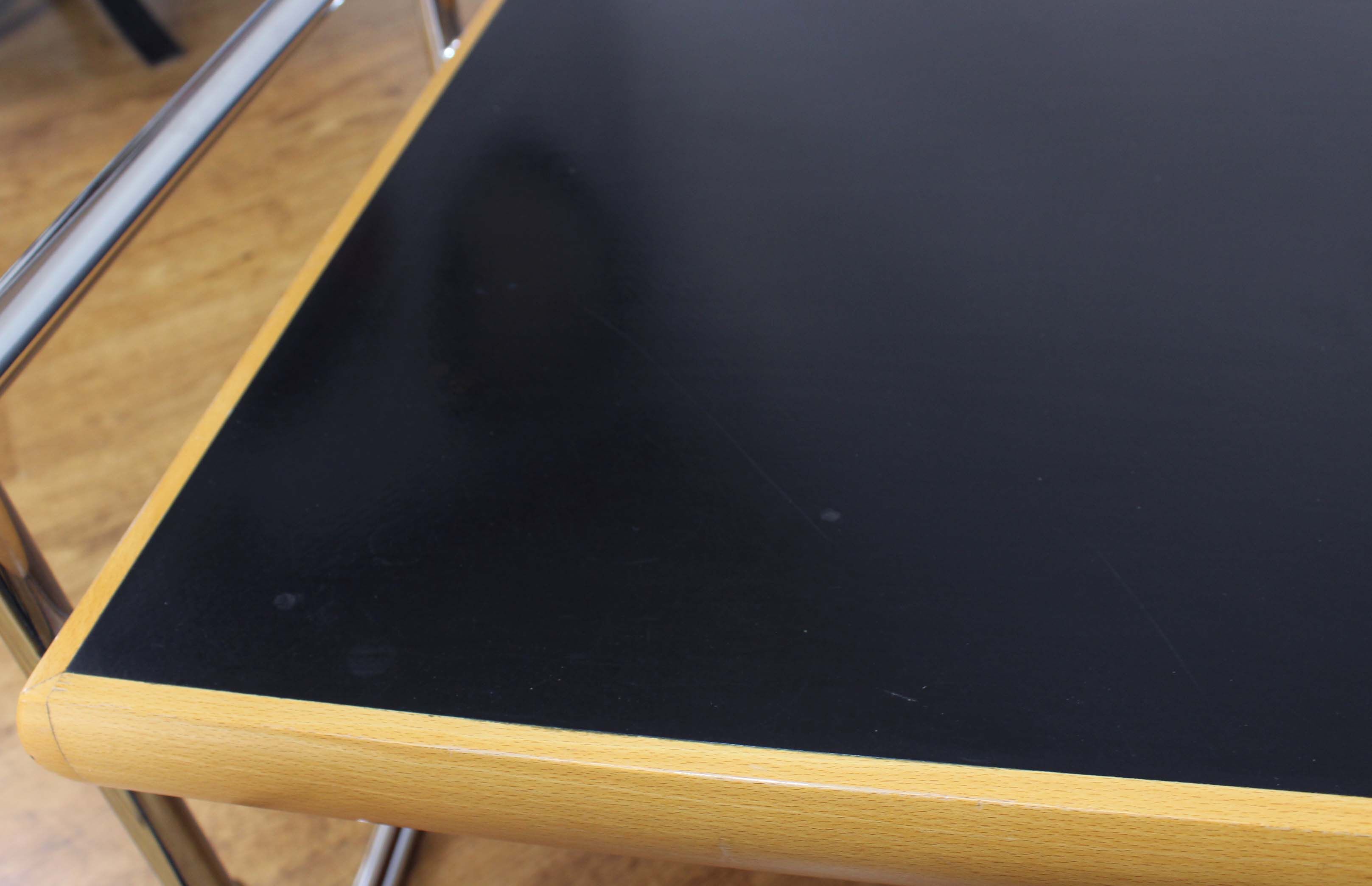 Coffee table Bauhaus style