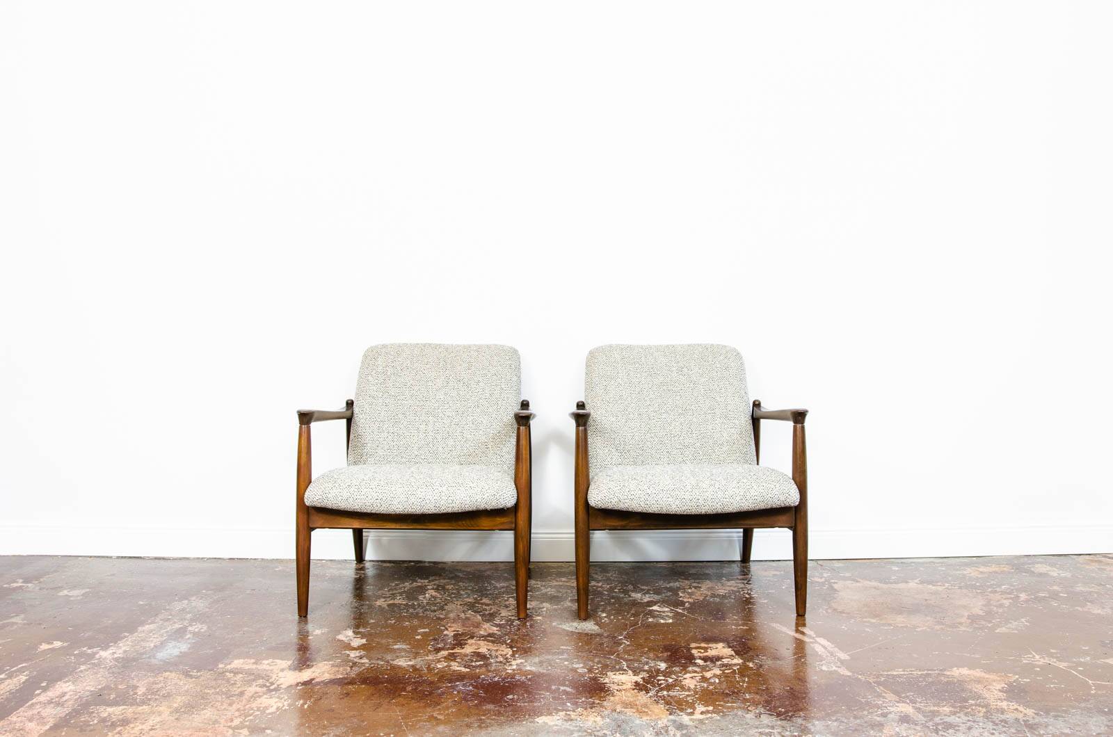 Pair of mid century green gfm64 armchairs by edmund homa, 1960's