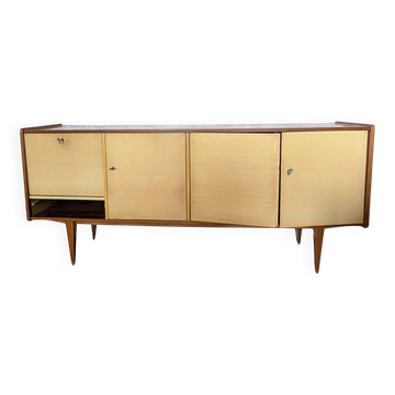 Vintage sideboard from the 50s/60s with tapered legs in a Scandinavian style.