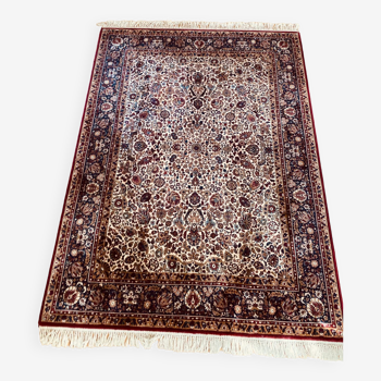 Oriental carpet t e h e r a n period XXth woven velvet in pure virgin wool