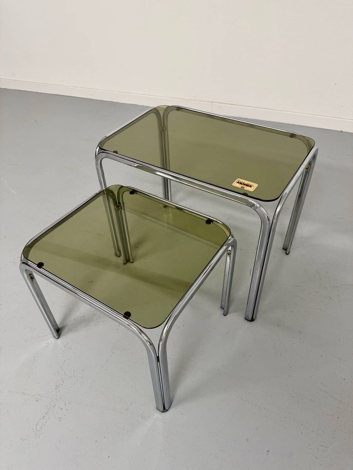 Morex nesting coffee table in metal and smoked glass, Italian design from the 1980s