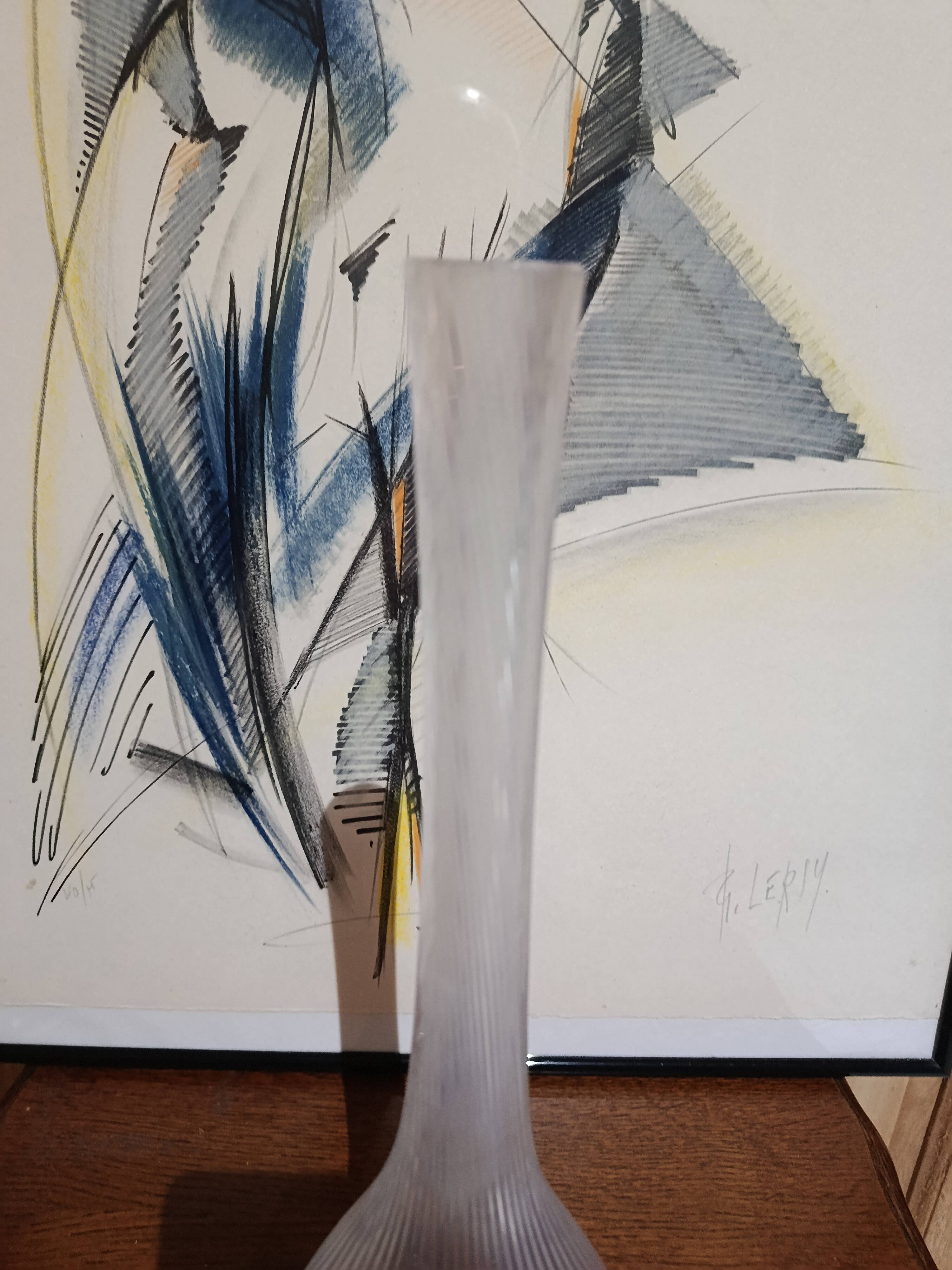 Daum France crystal soliflore vase