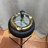 Metal tripod push ashtray