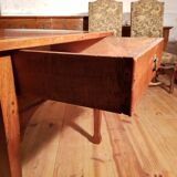 Farm table