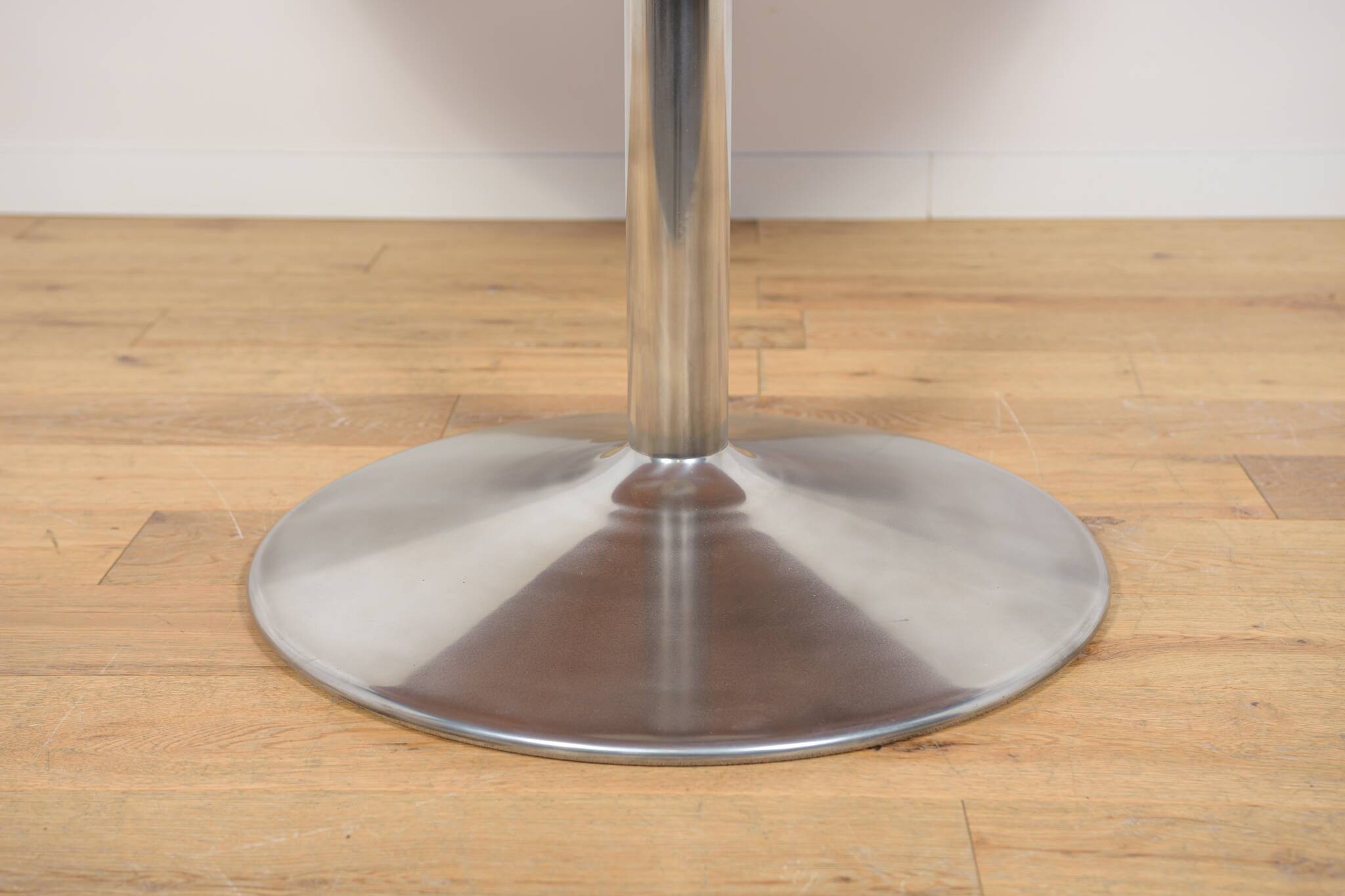 Table à manger ronde moderne du milieu du siècle, Danemark, années 1970