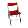 Chaise pliante en plexiglas rouge