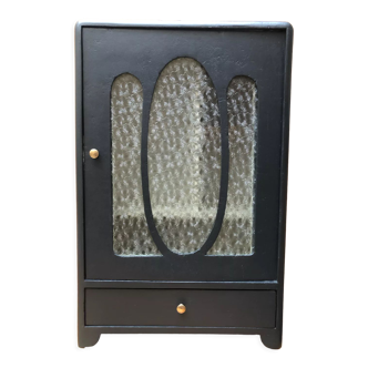 Medicine cabinet