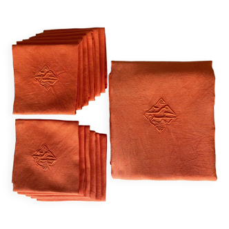 Old tablecloth & its 12 damask napkins numbered "JB" color apricot - linen - 12 covers