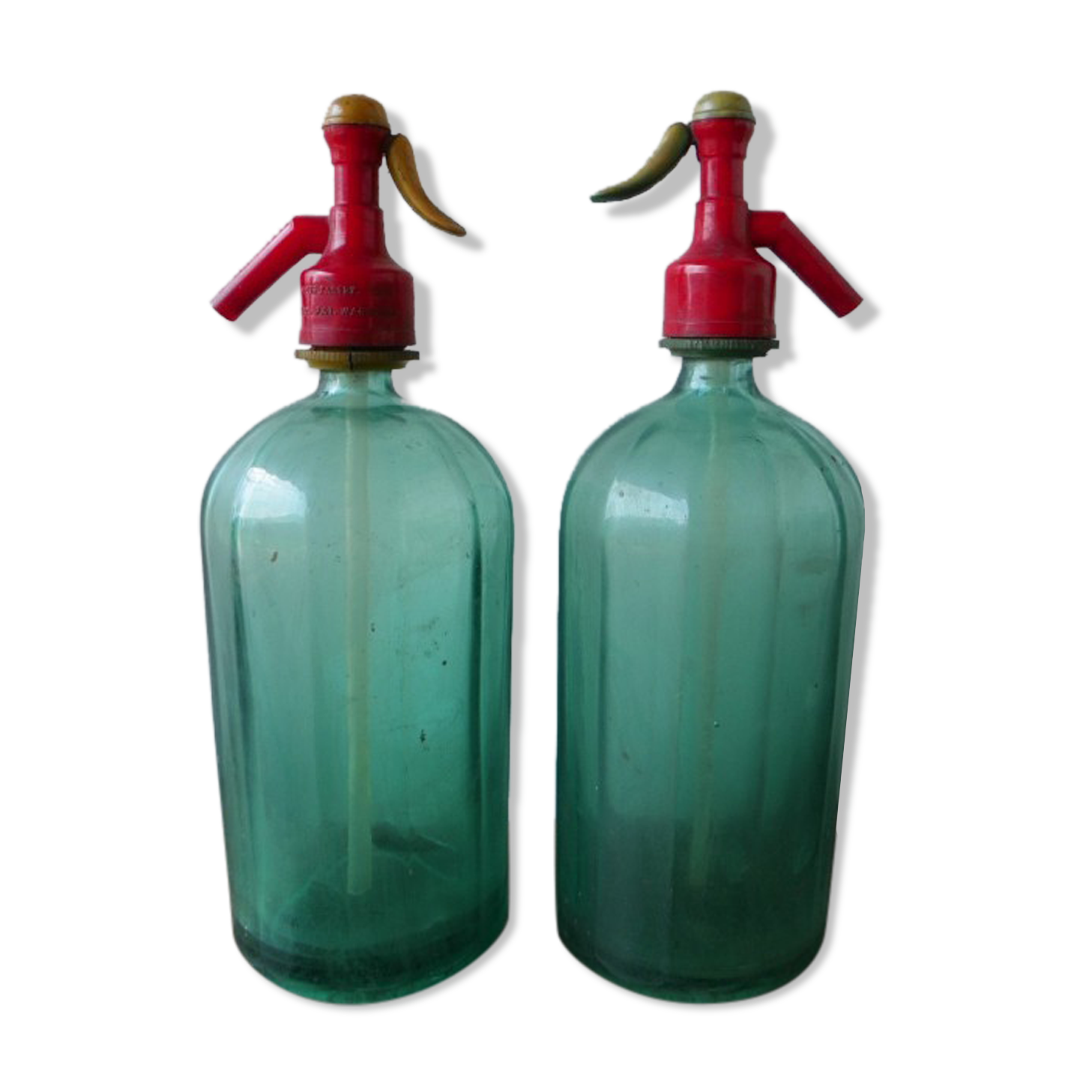 Two biuty old siphons.