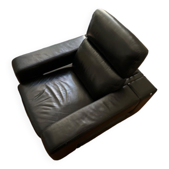 Italian cowhide leather Natuzzi armchair