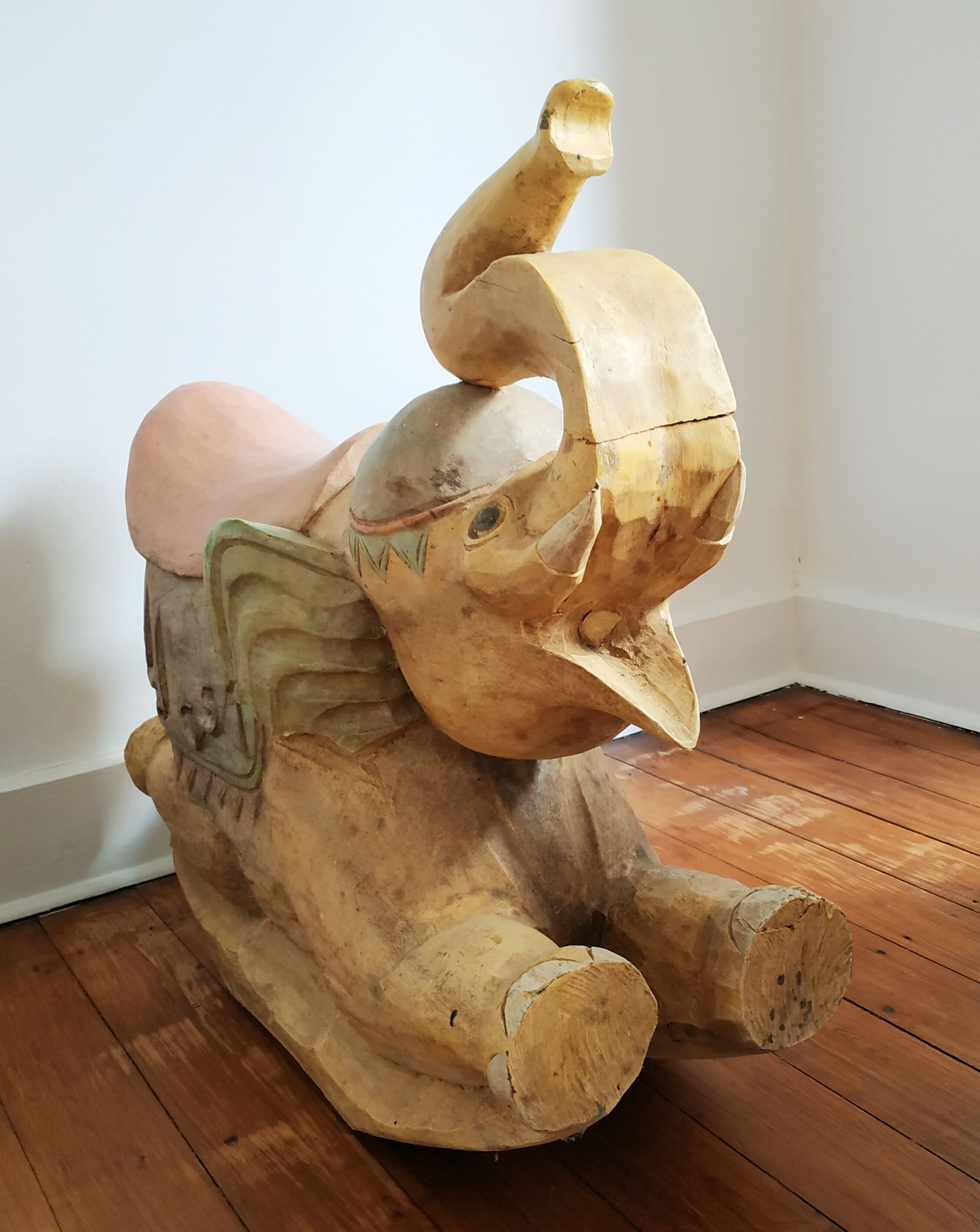Rocking elephant, indian work, 65 x 67 cm