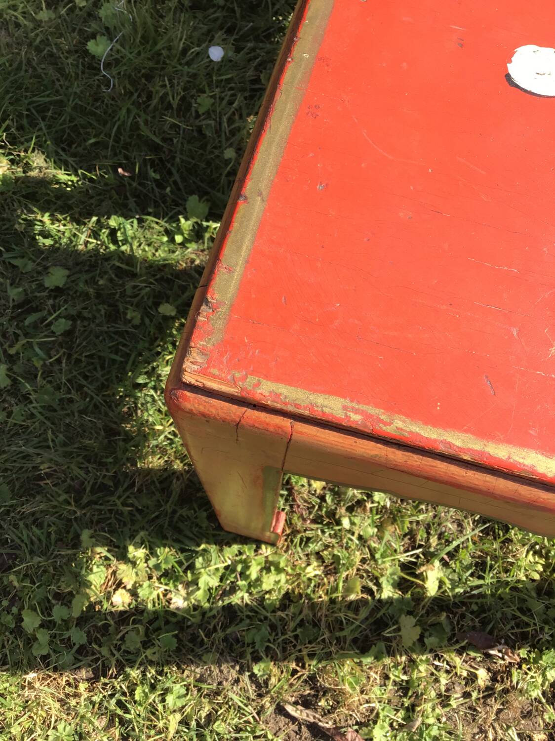 Pair of tables