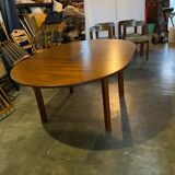 Scandinavian table