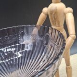 Large purple glass fruit bowl Manage