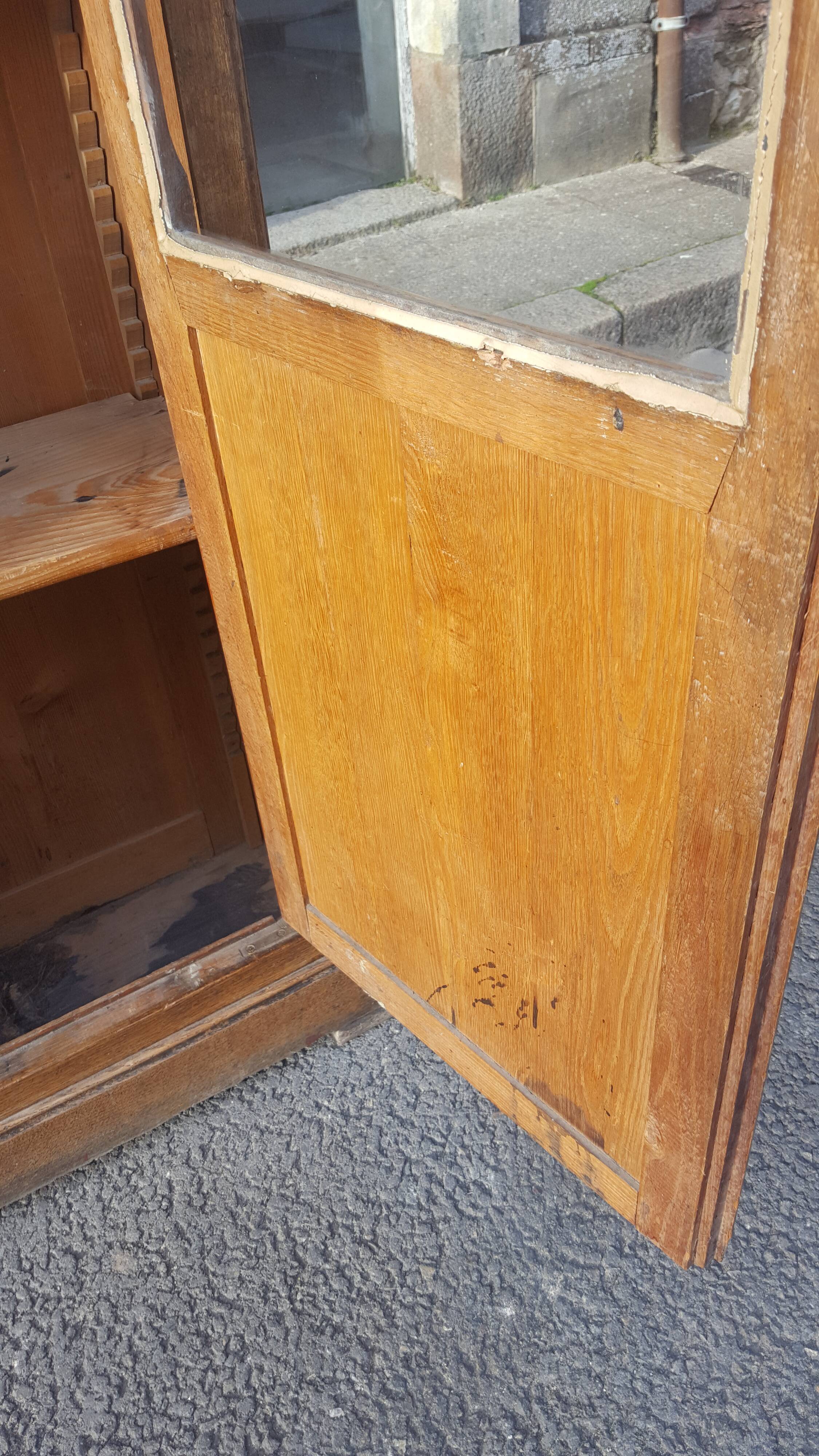 delagrave school furniture showcase library