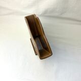 Wall-mounted terracotta coffee filter pot