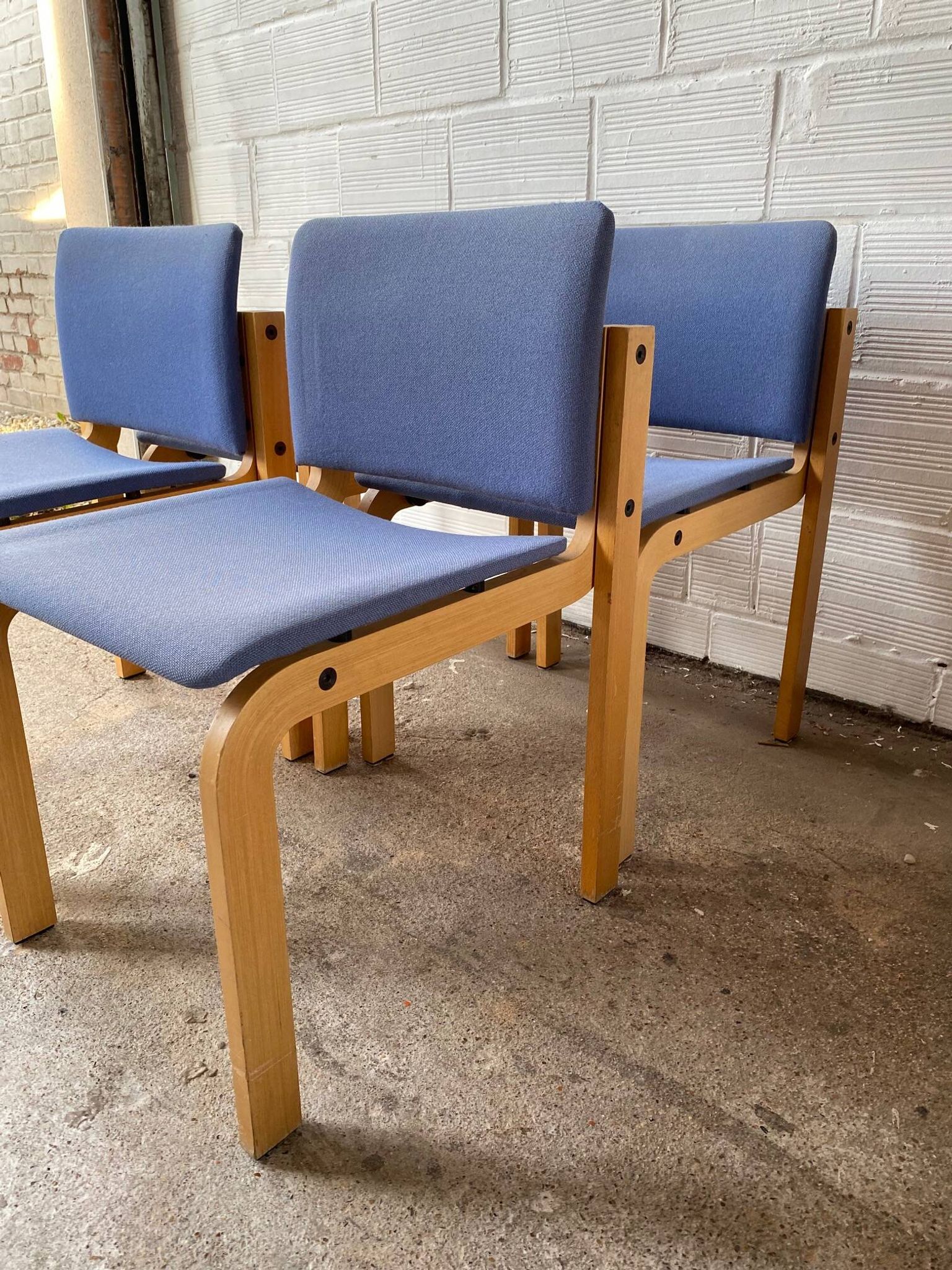 Suite 4 chaises scandinaves Fritz Hansen