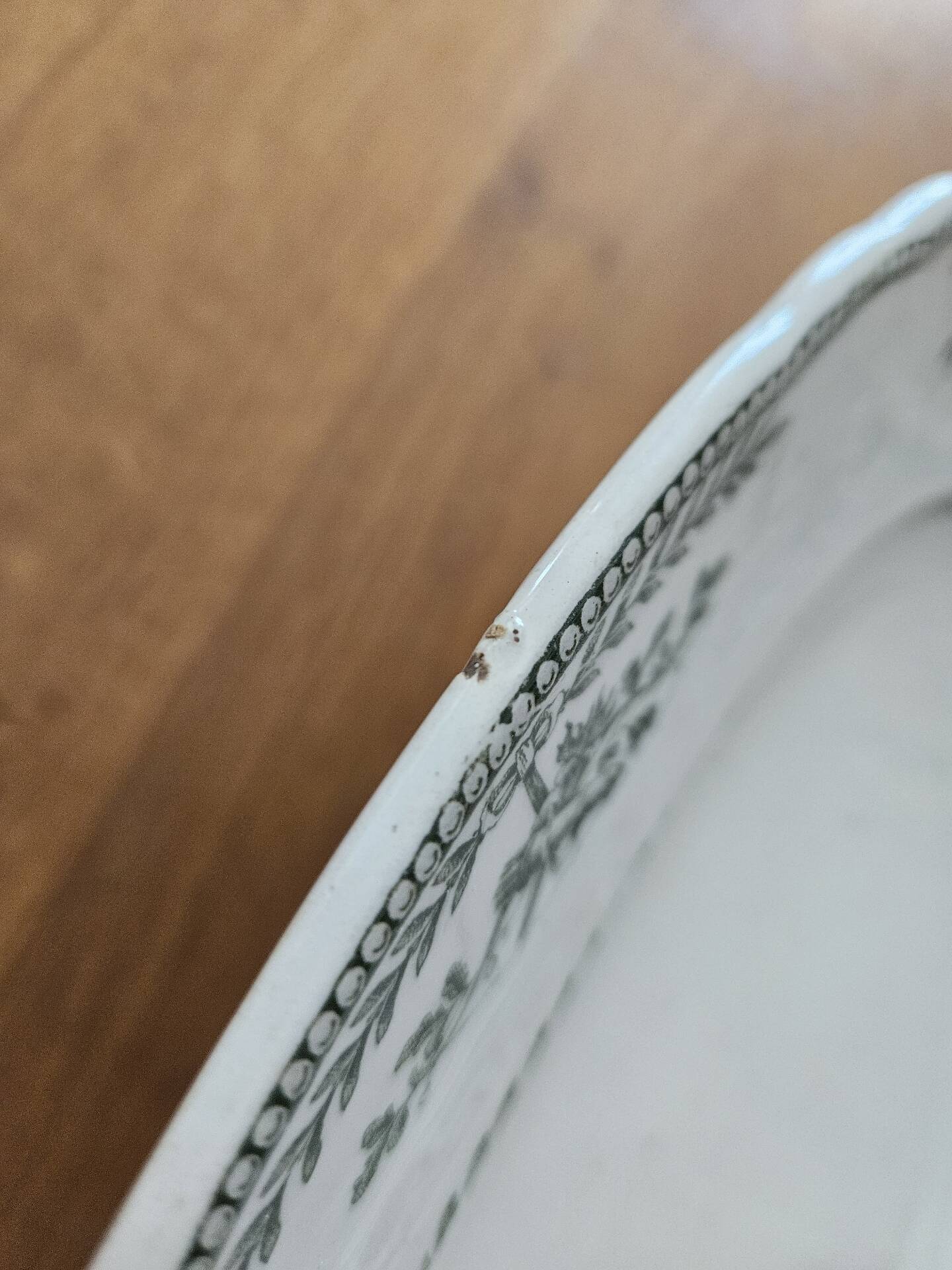 Serving dish
