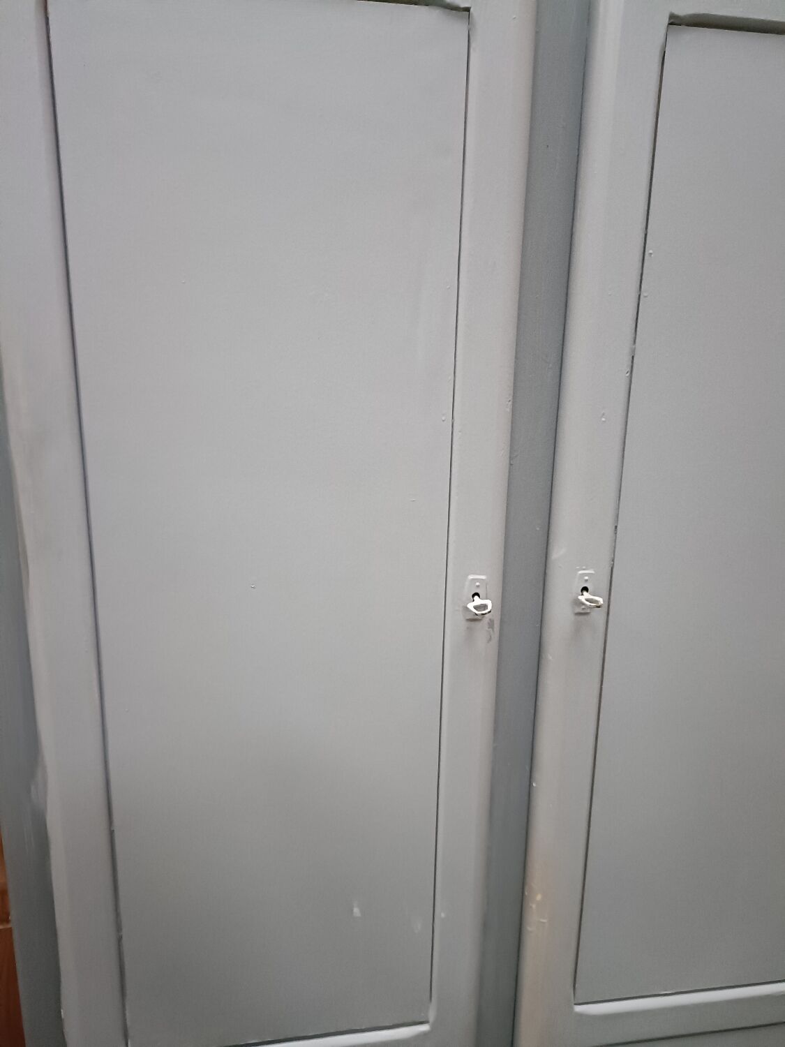 Armoire parisienne grise années 50