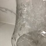 Carafe en verre gravé