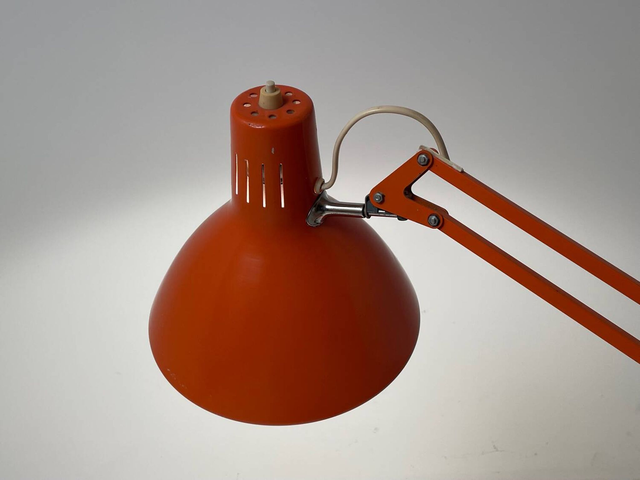 Luxo Regent lamp 1960 orange