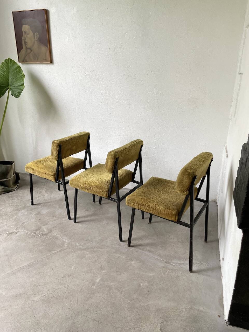 Set de trois chaises années 50