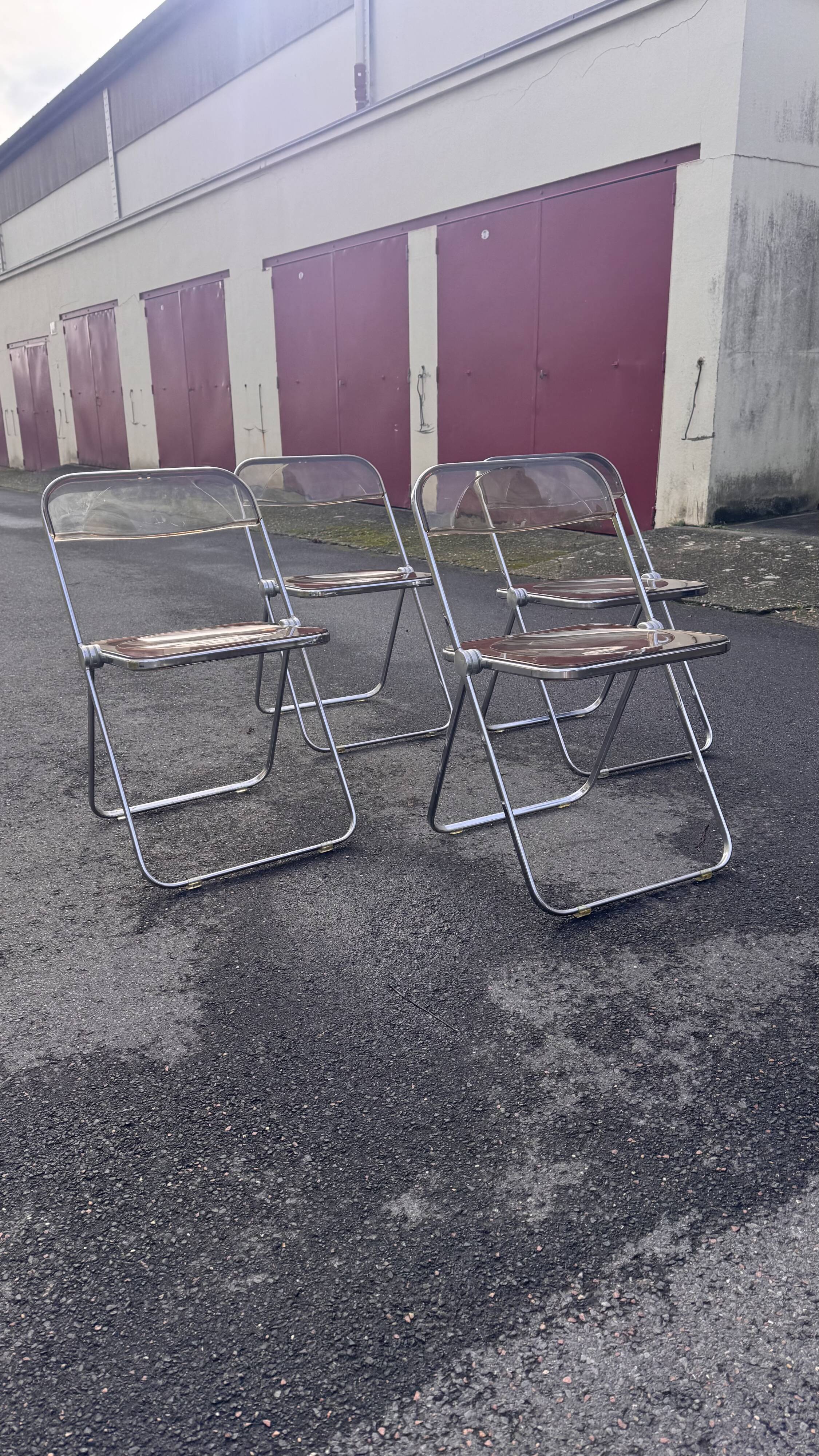 Suite de 4 chaises Plia - Giancarlo PIRETTI