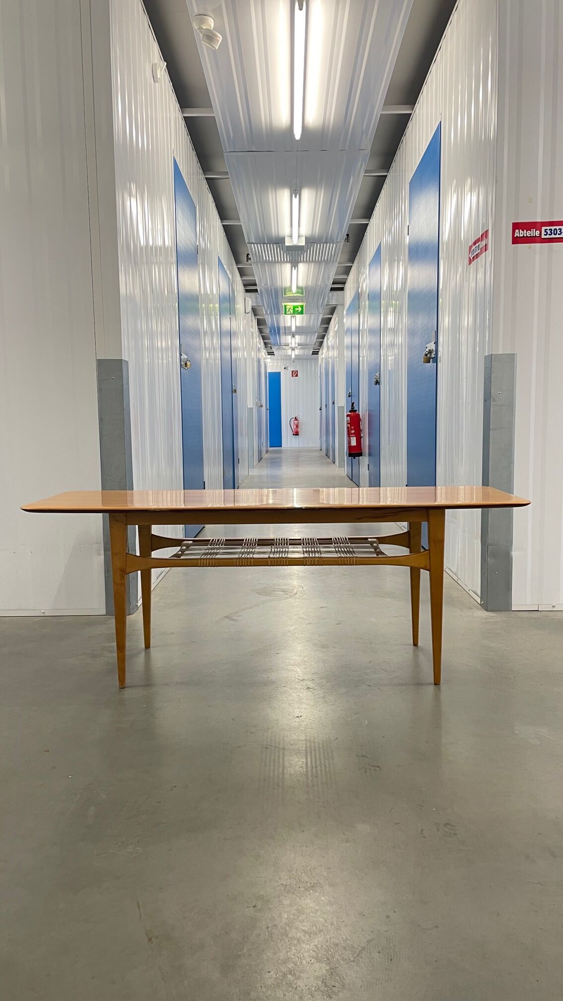 Lacquered wooden table from the 60s with revised door