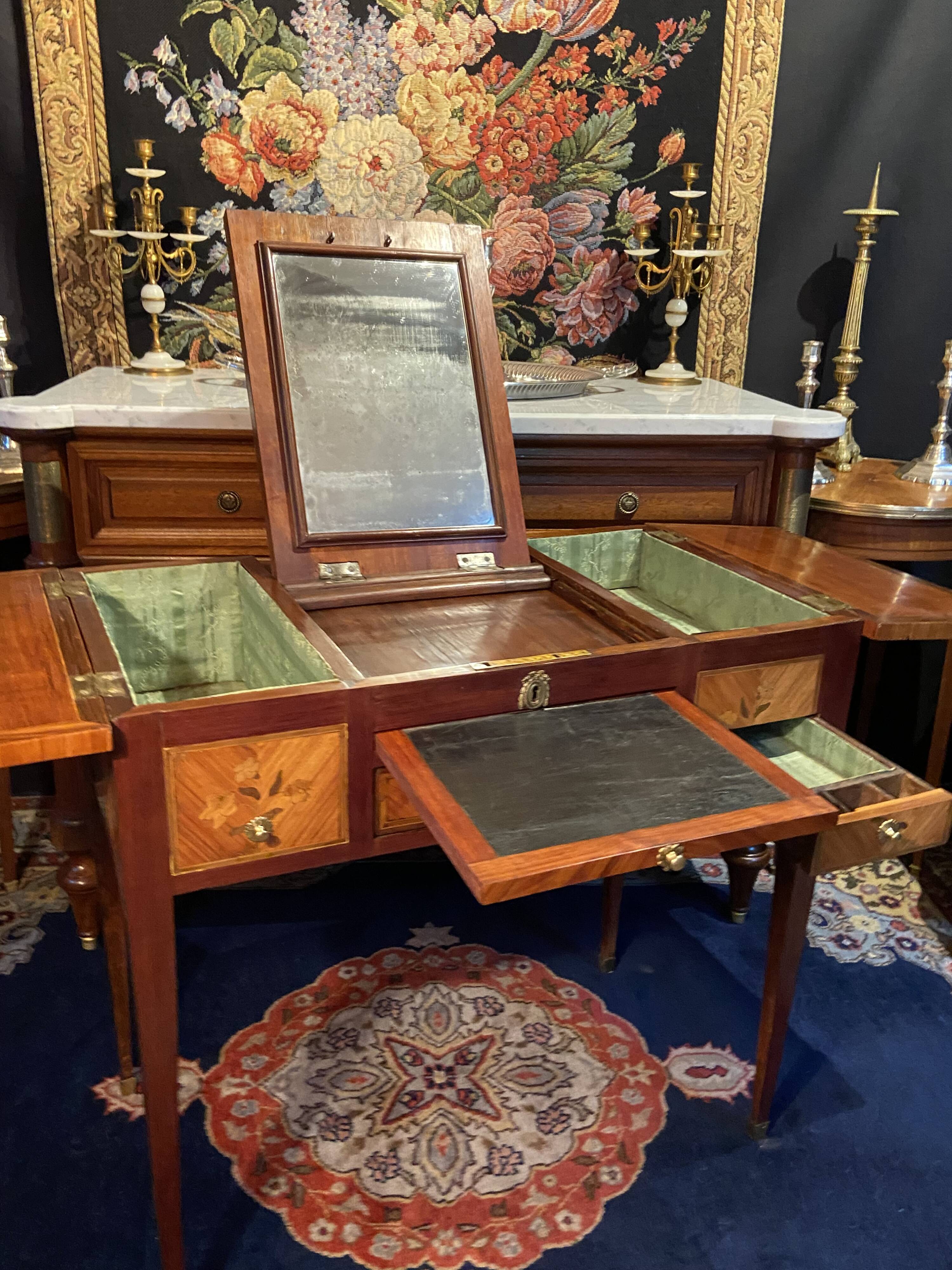 18th-century hairdresser with Louis XVI marquetry decoration.