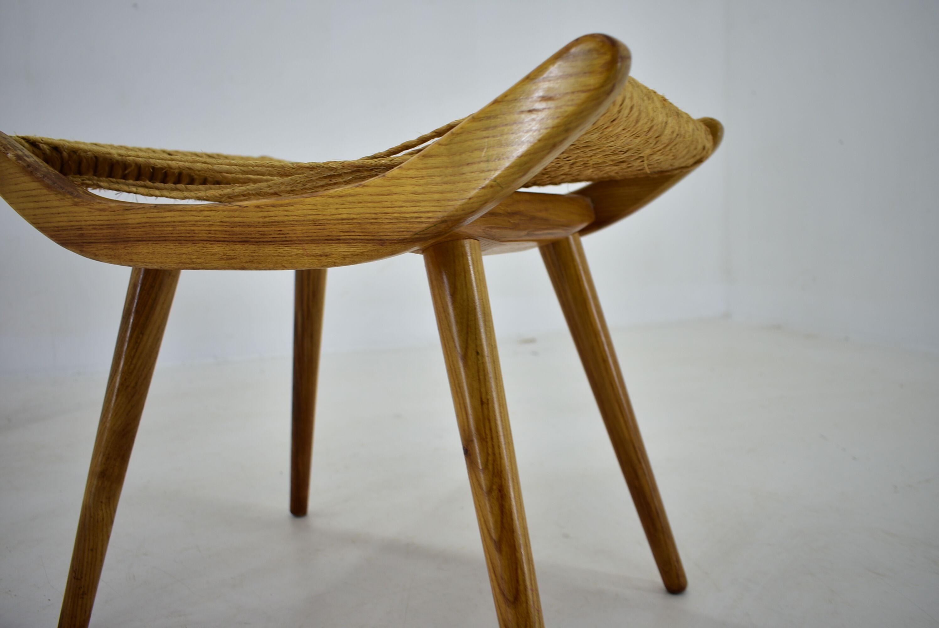 Pair of beech straw stools, 1960s, Czechoslovakia