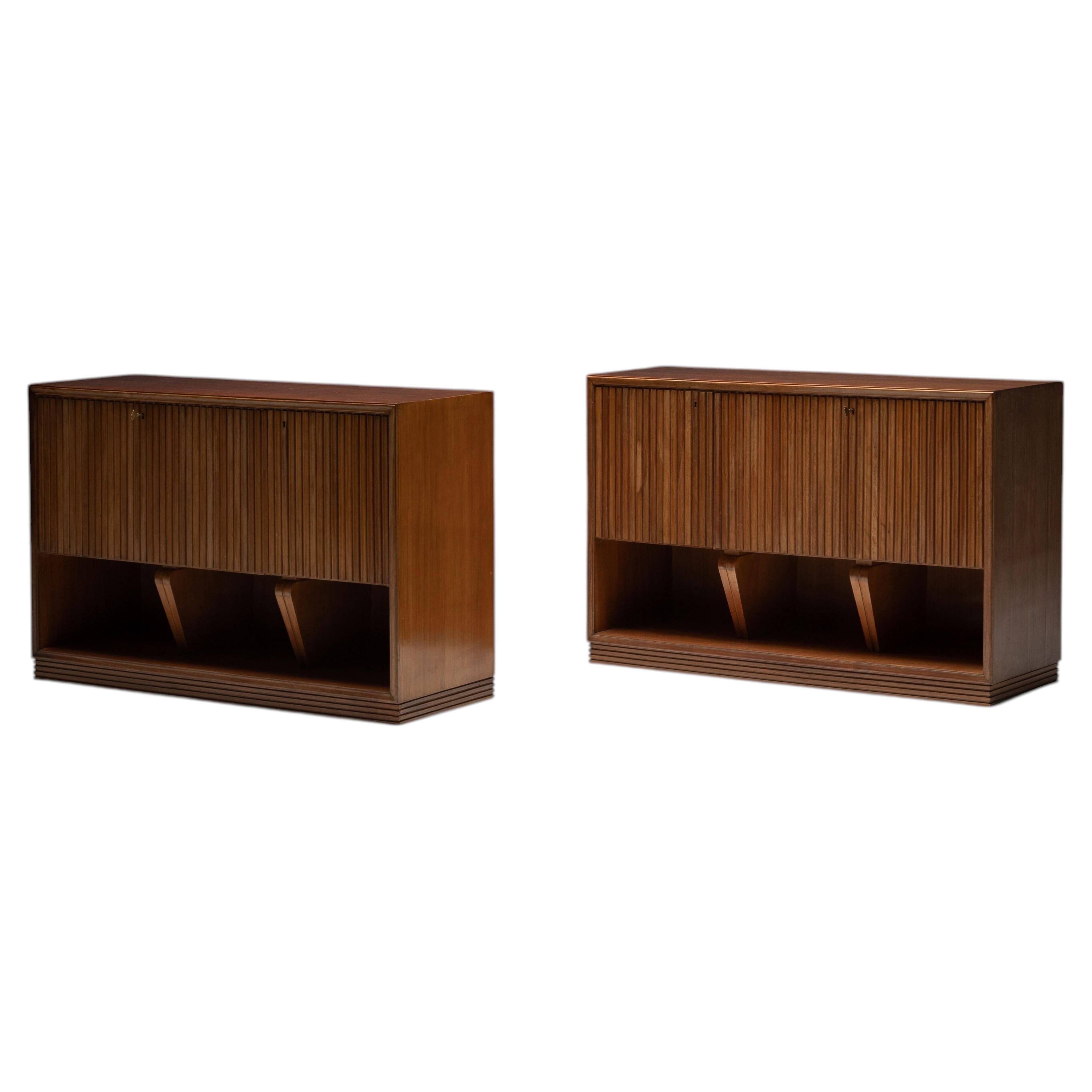 Modernist slatted credenza, Italy, 1960s