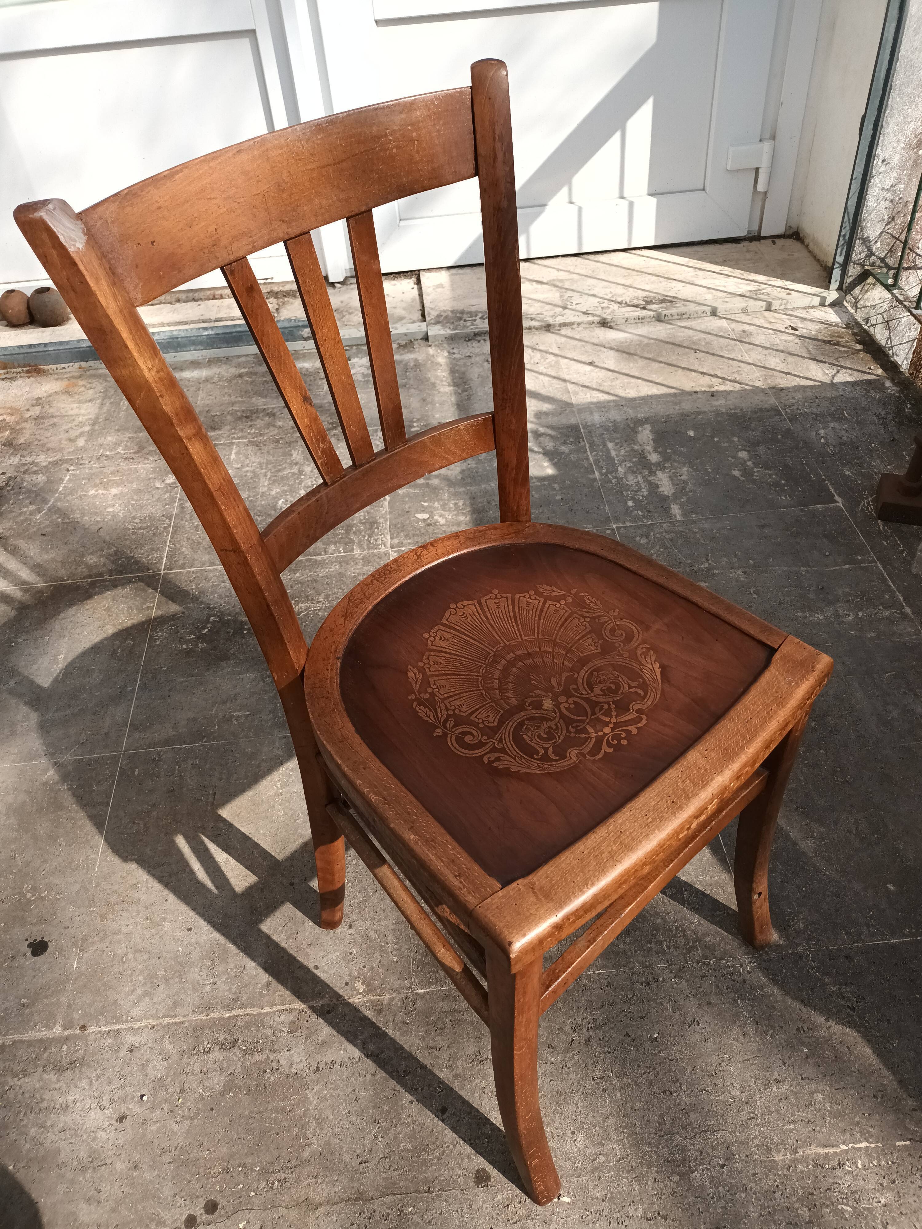 bistro chair
