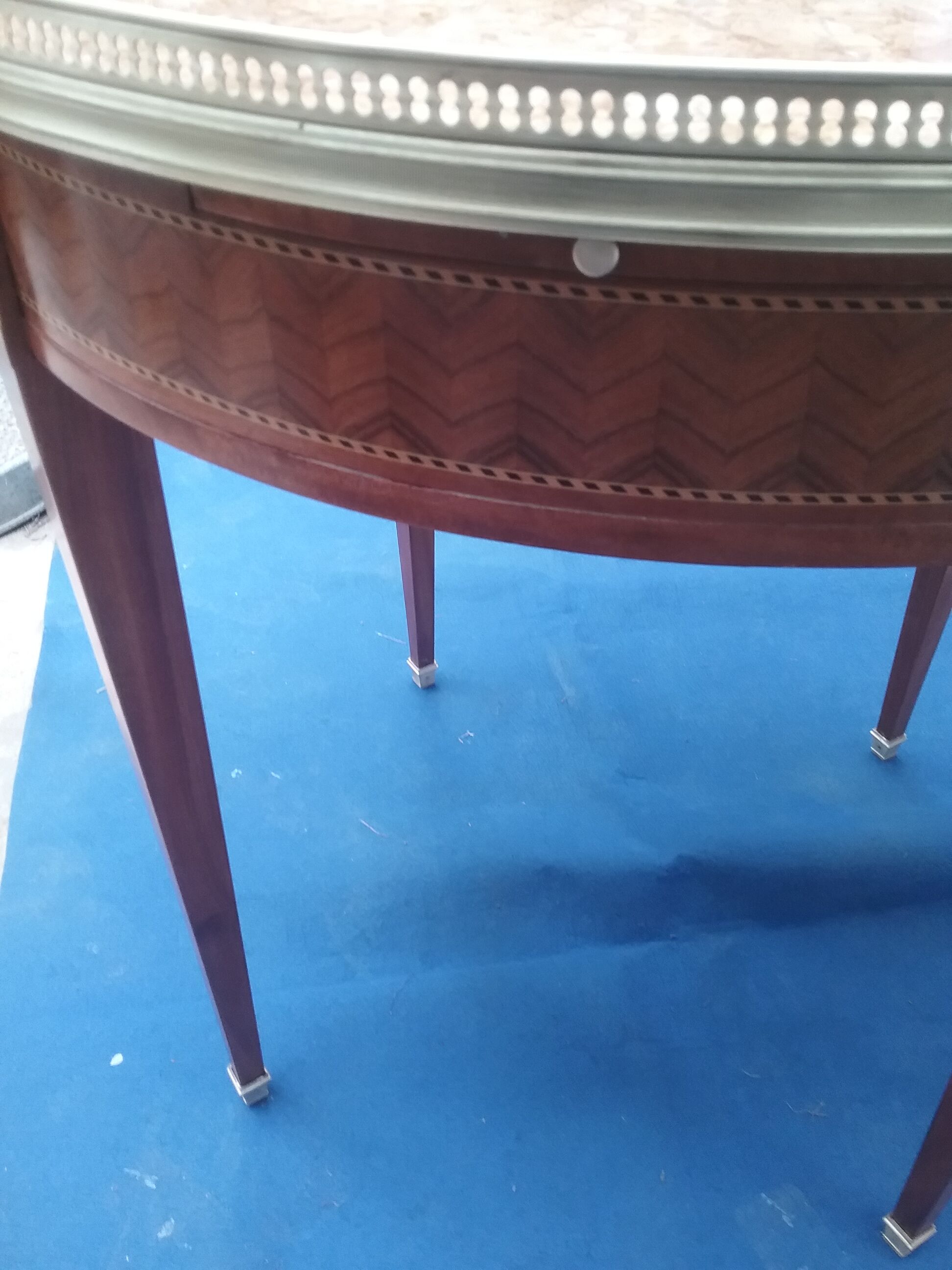 Hot water bottle table