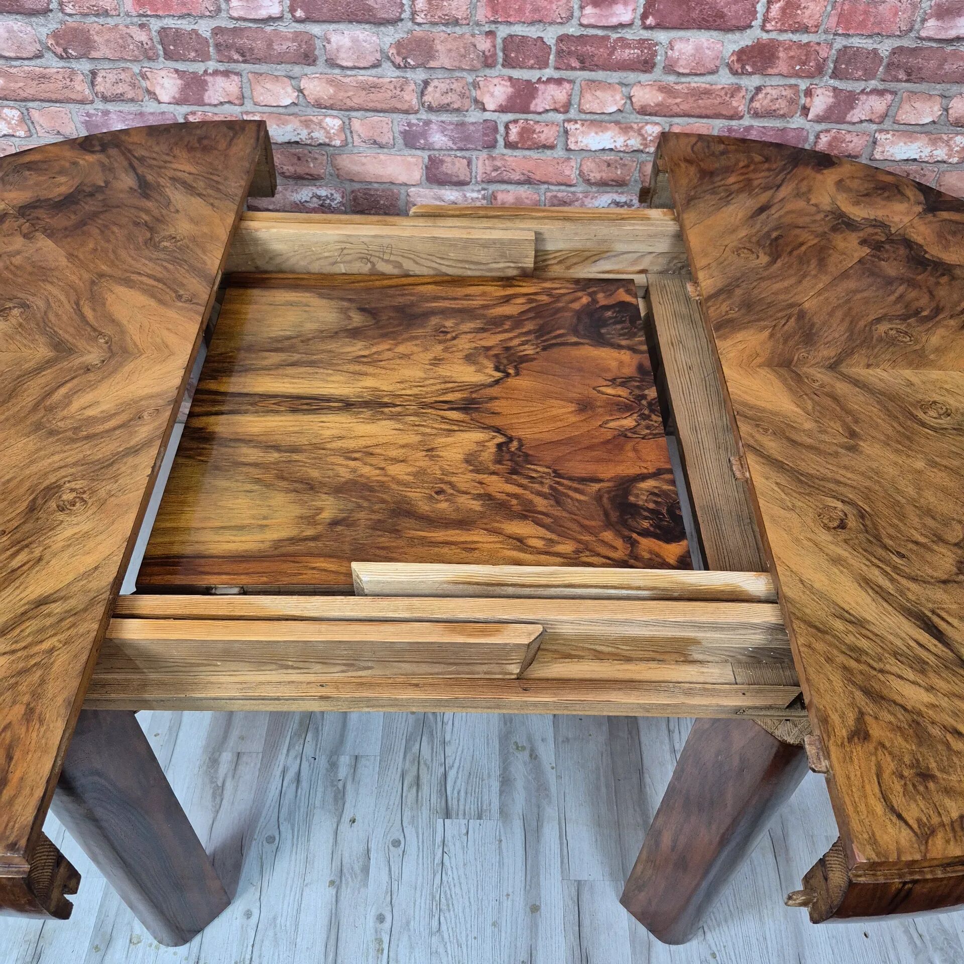 Restored Art Deco Walnut Burl Sunburst Extending Dining Table 1930s