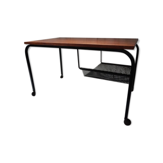 Vintage teak coffee table with magazine rack, 1950