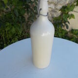 Bouteille en grès MKM