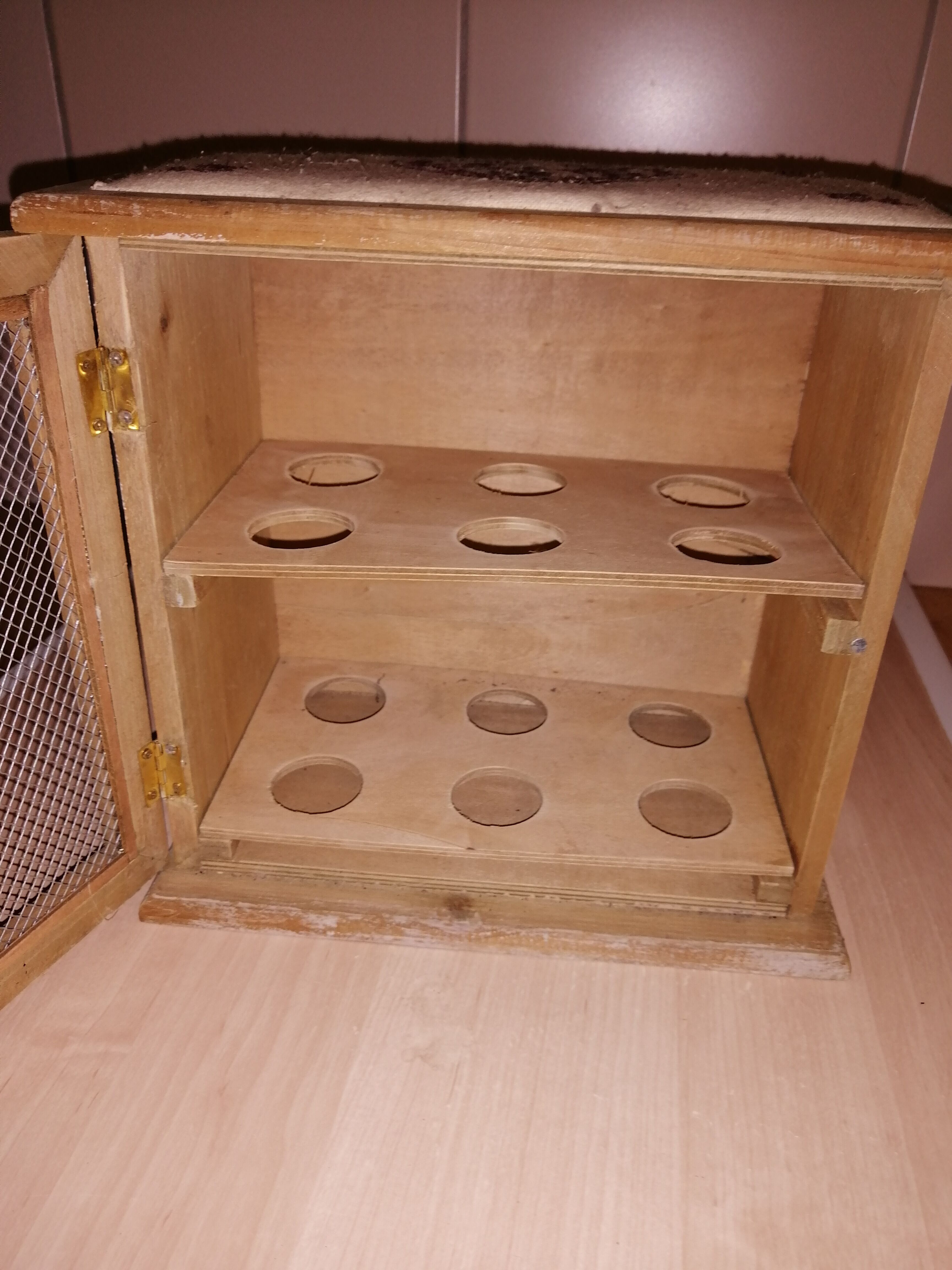 Wooden egg box
